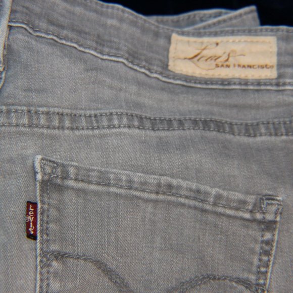 Grey Levi's Size 6 - Picture 2 of 6